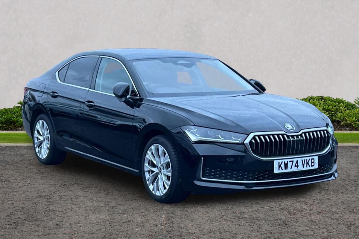Main listing image - Skoda Superb
