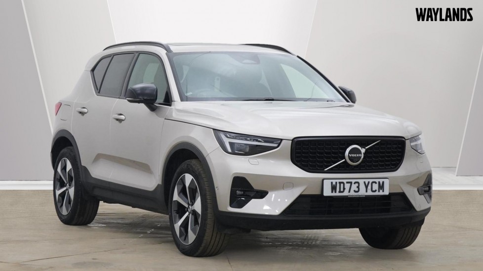 Main listing image - Volvo XC40