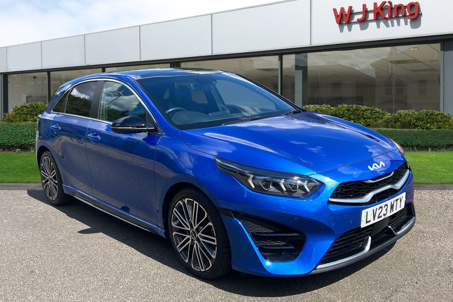 Main listing image - Kia Ceed
