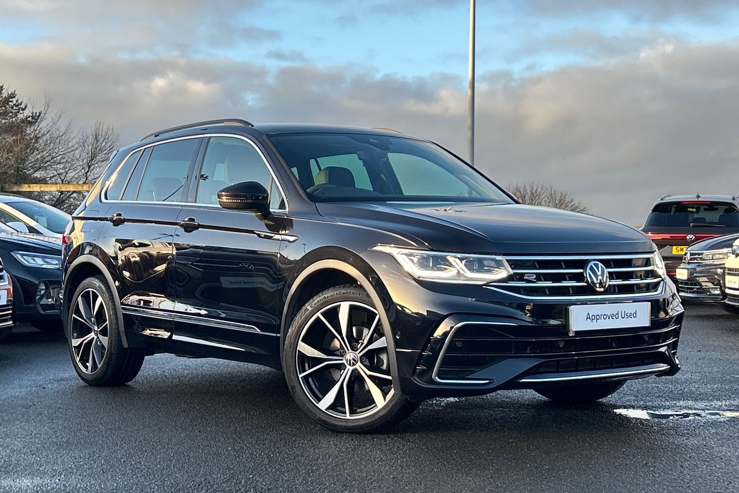Main listing image - Volkswagen Tiguan