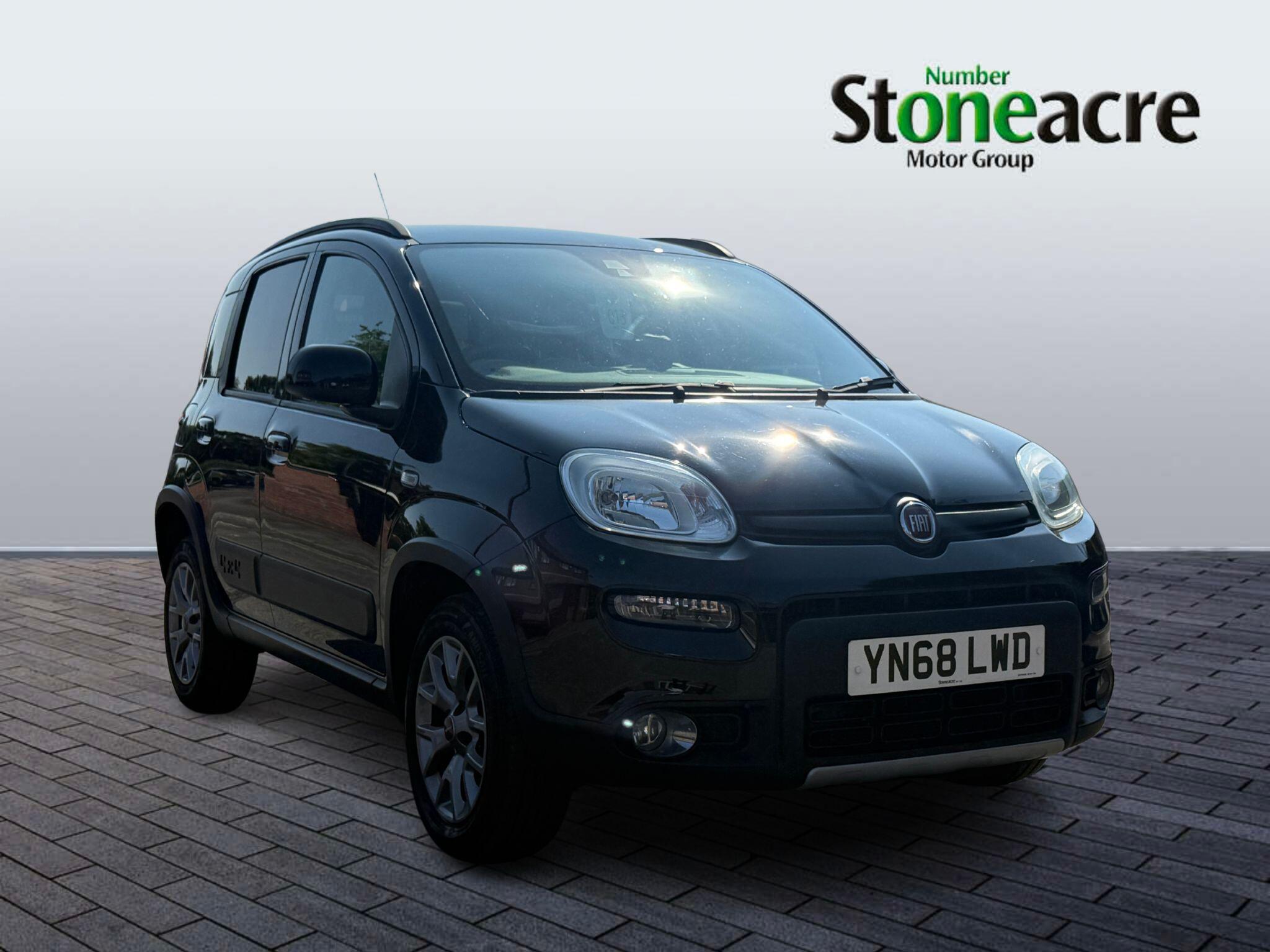 Main listing image - Fiat Panda 4x4