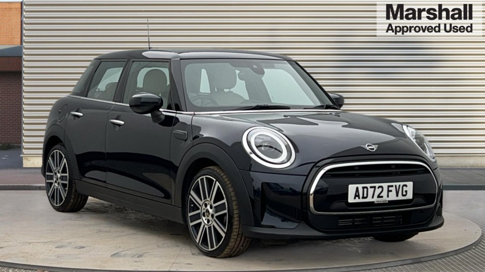 Main listing image - MINI Hatchback 5dr