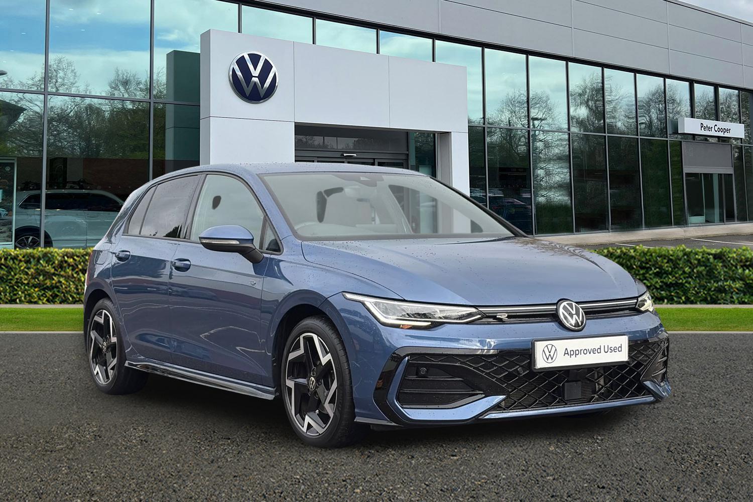 Main listing image - Volkswagen Golf