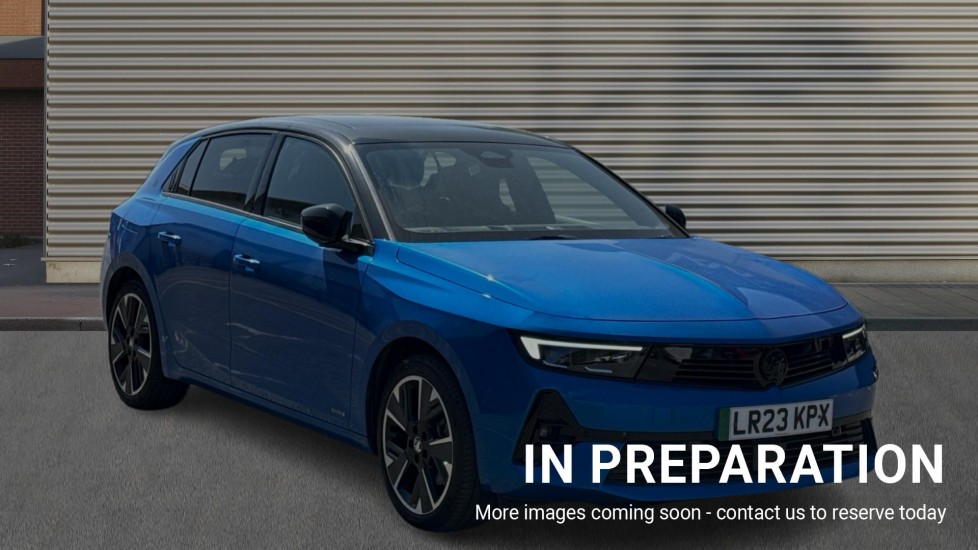 Main listing image - Vauxhall Astra