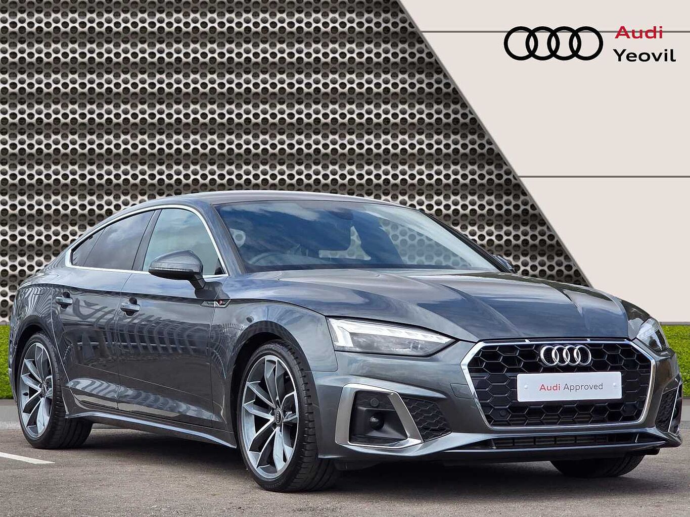 Main listing image - Audi A5