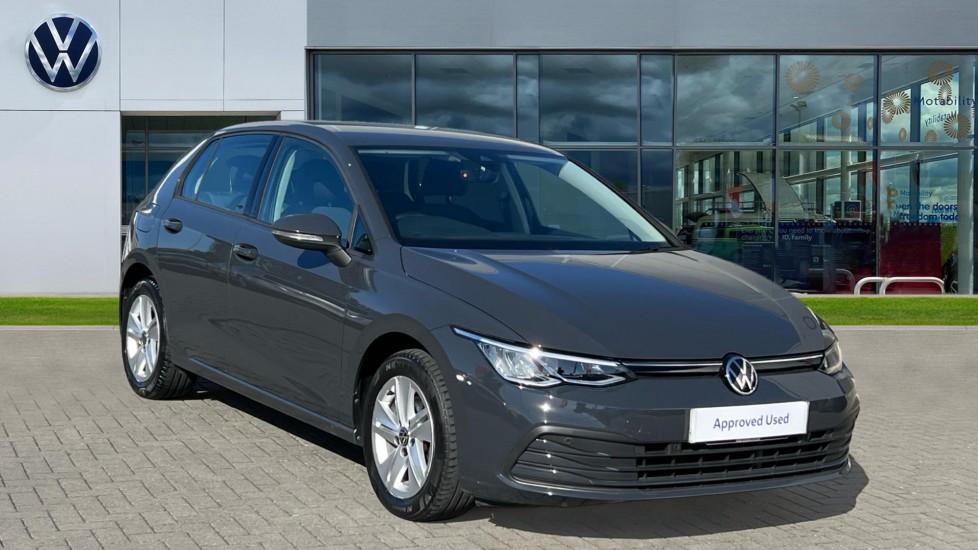 Main listing image - Volkswagen Golf