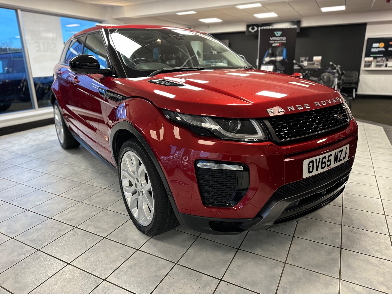 Main listing image - Land Rover Range Rover Evoque