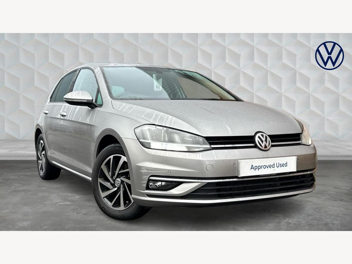 Main listing image - Volkswagen Golf