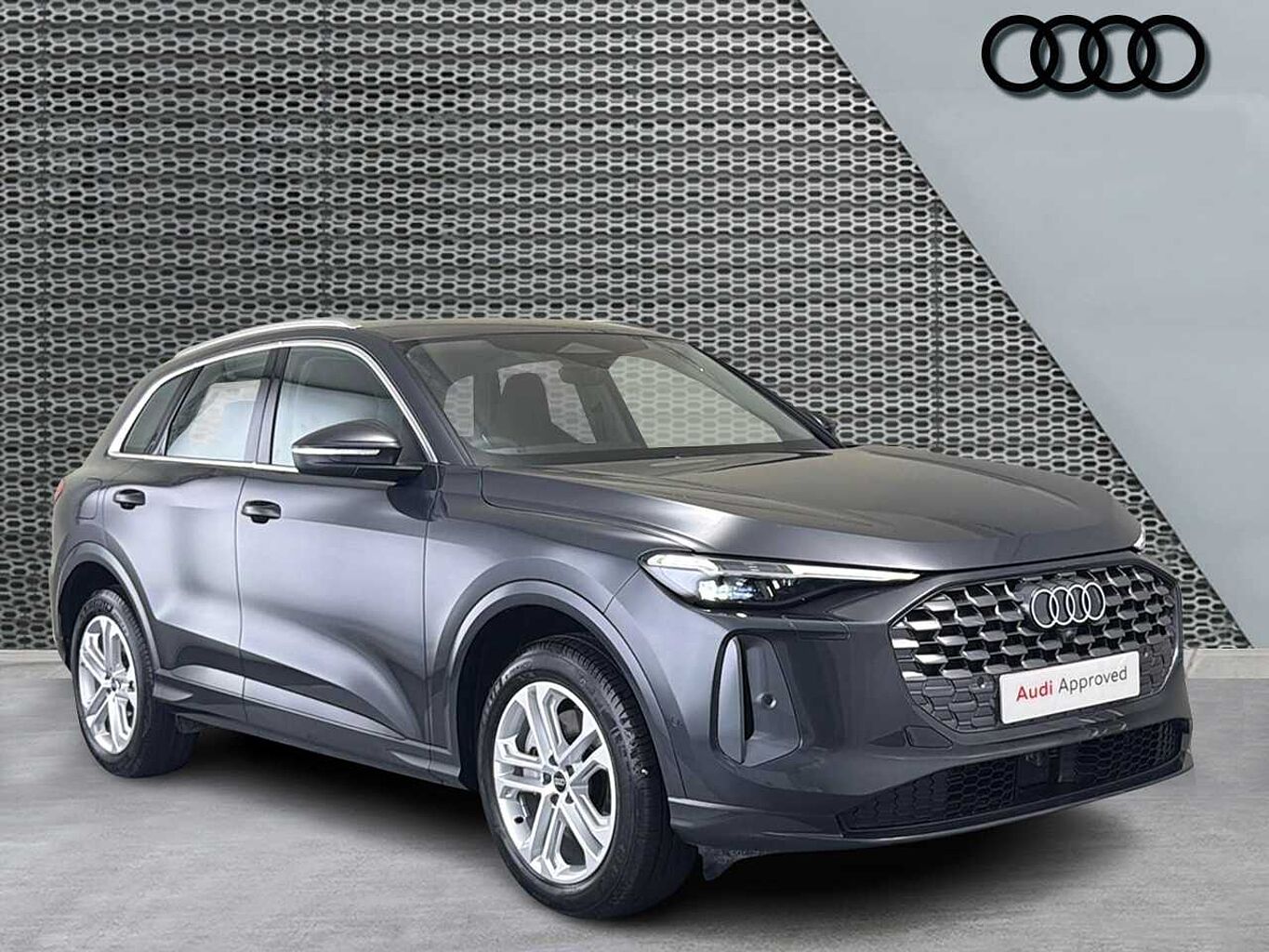 Main listing image - Audi Q5