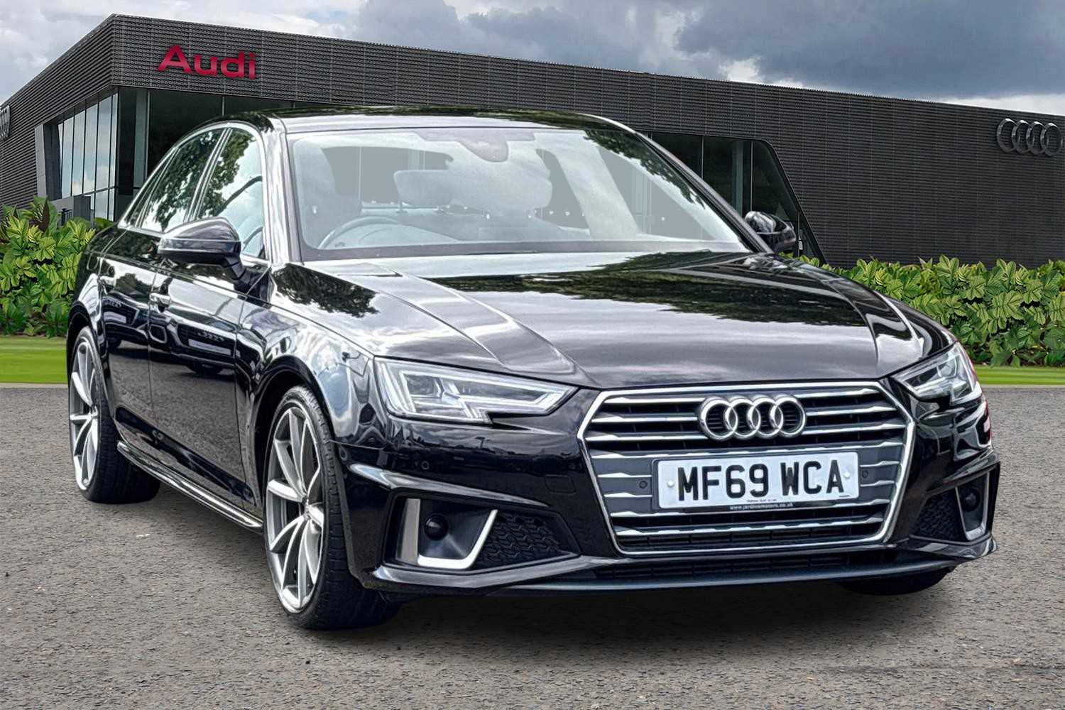 Main listing image - Audi A4