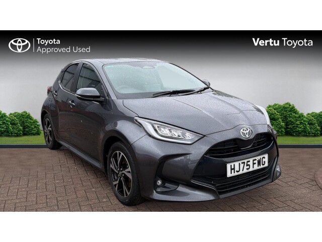 Main listing image - Toyota Yaris