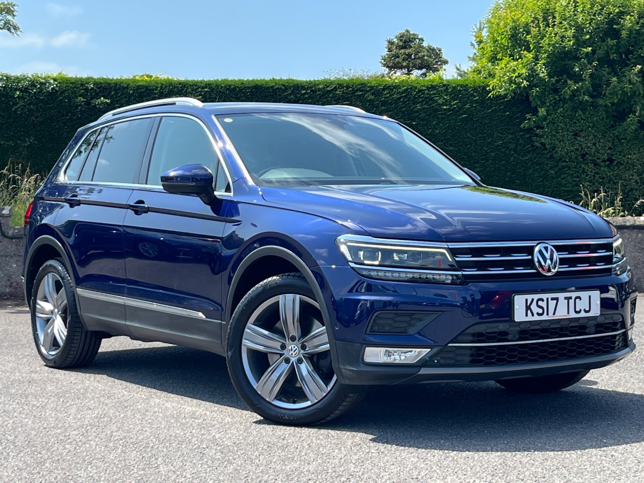 Main listing image - Volkswagen Tiguan