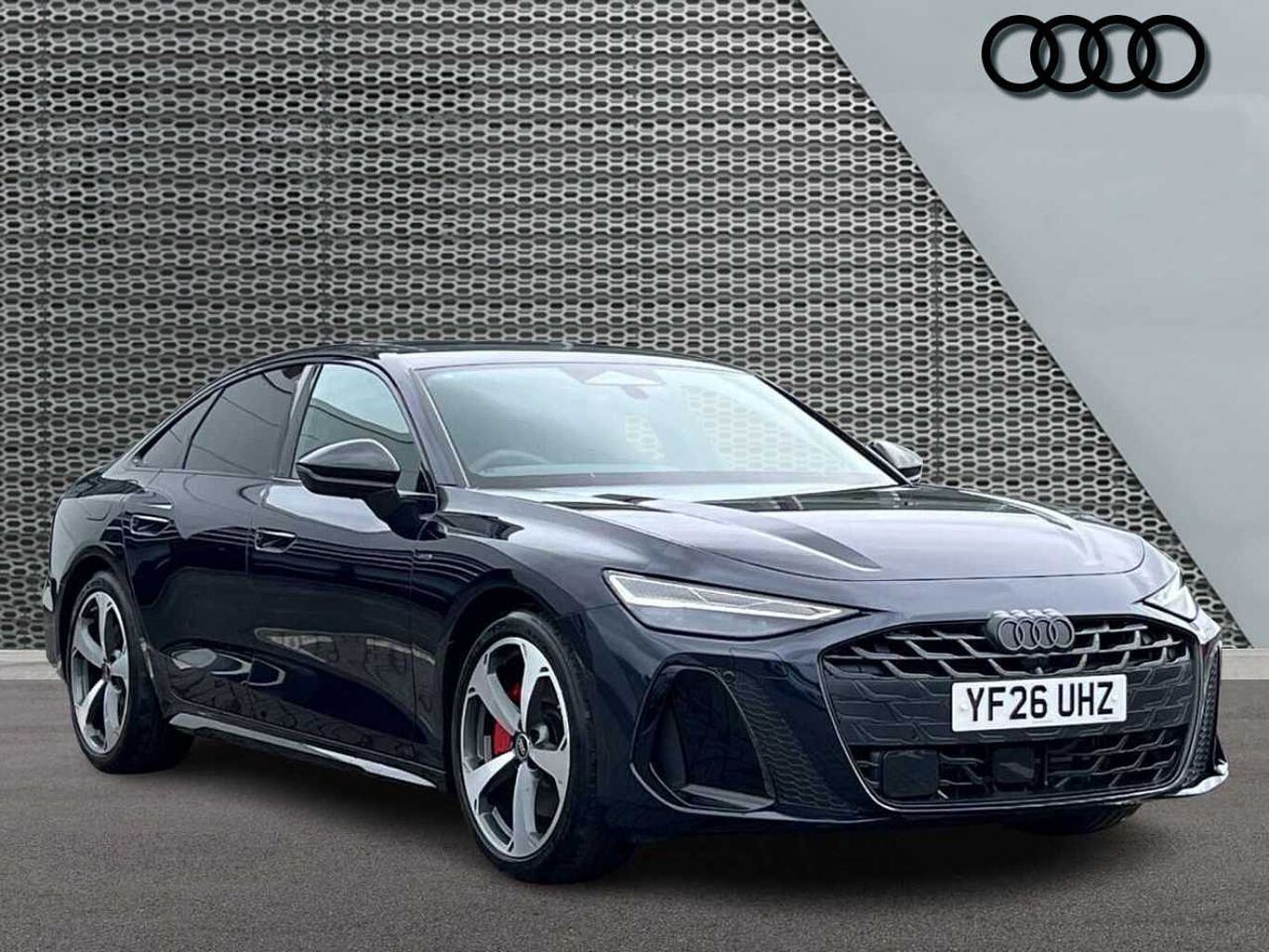 Main listing image - Audi A6