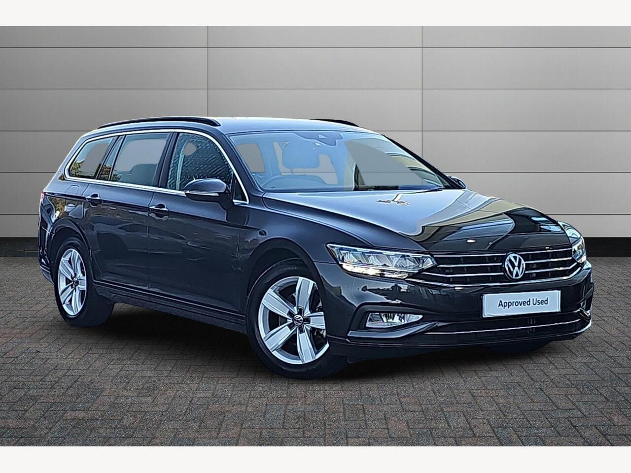 Main listing image - Volkswagen Passat Estate