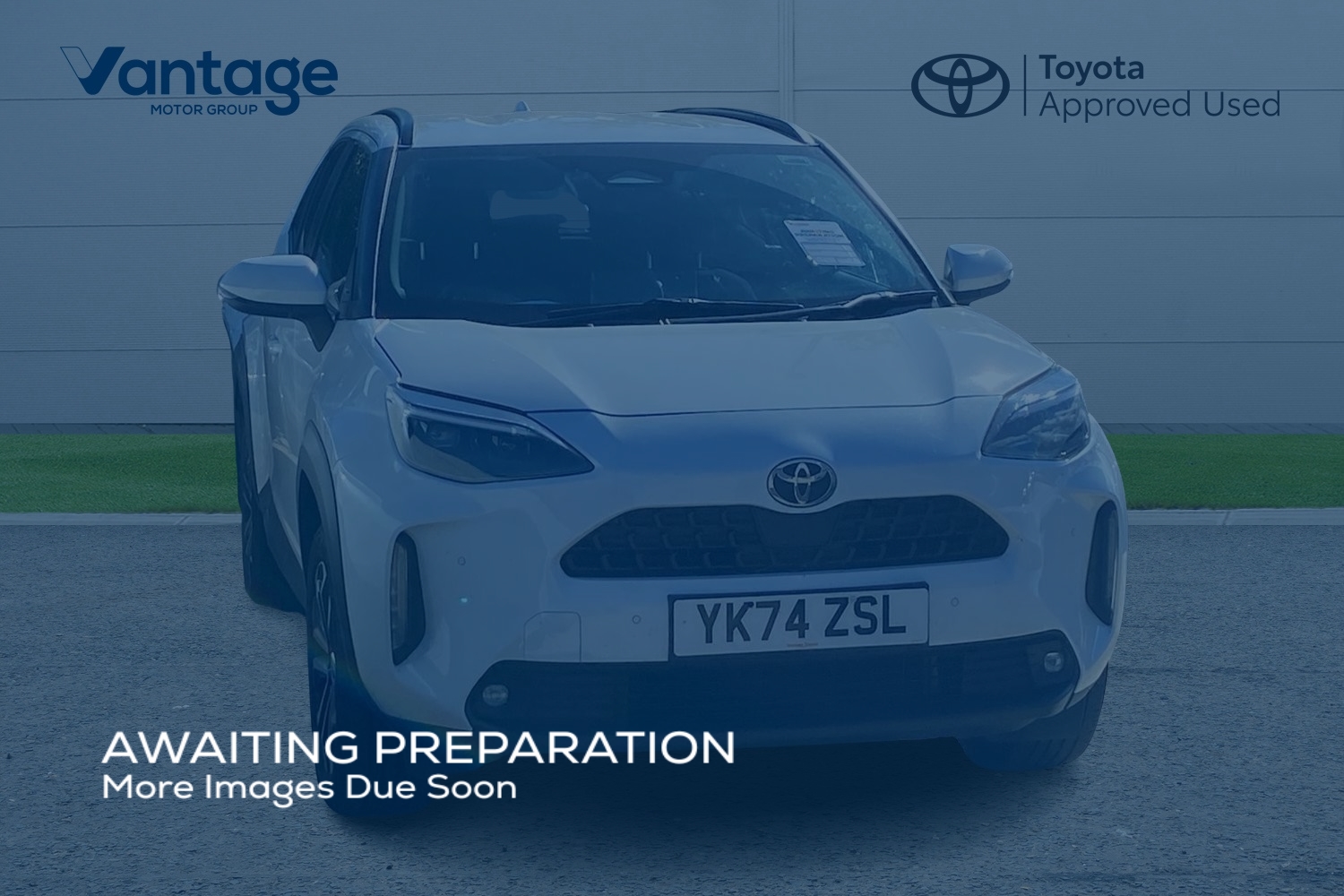 Main listing image - Toyota Yaris Cross