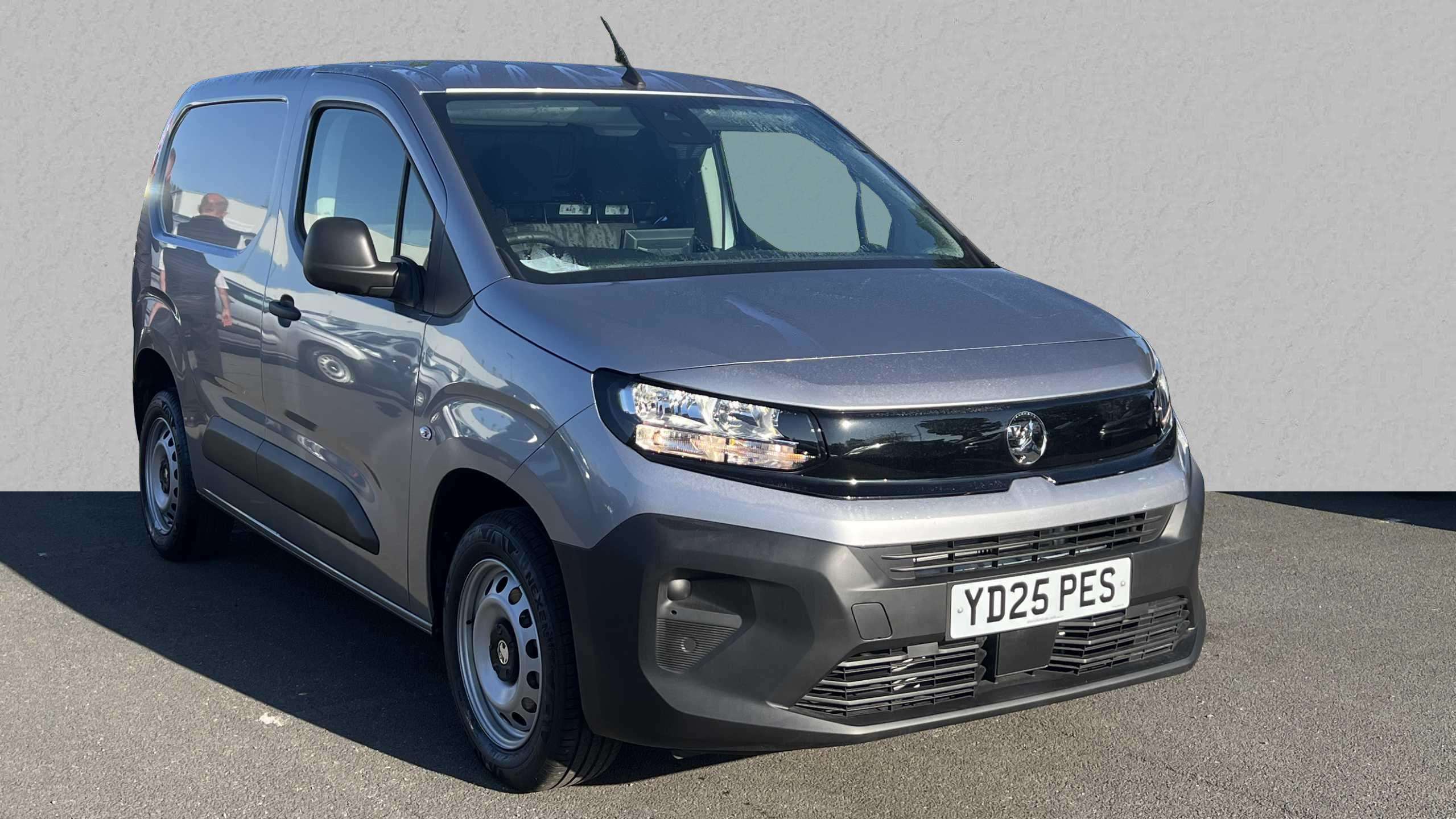 Main listing image - Vauxhall Combo Cargo