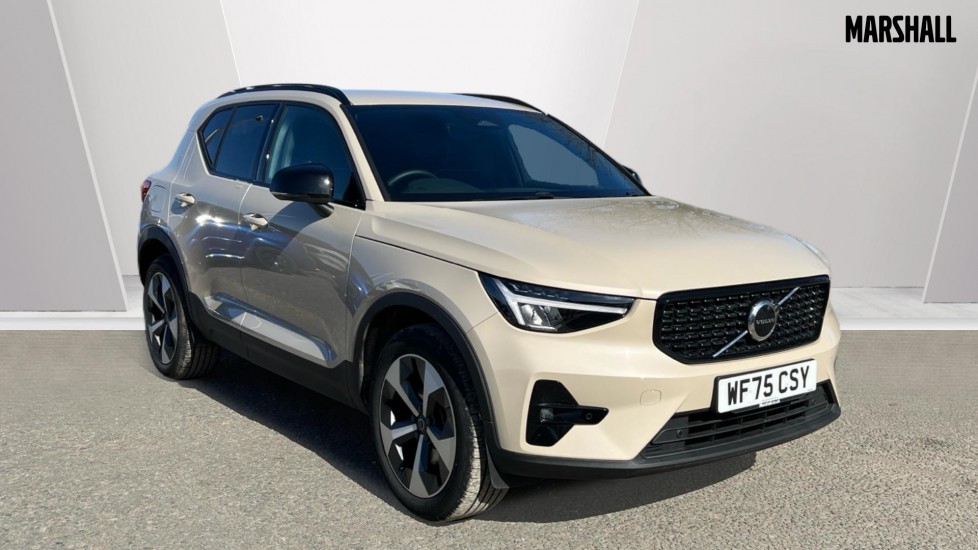 Main listing image - Volvo XC40