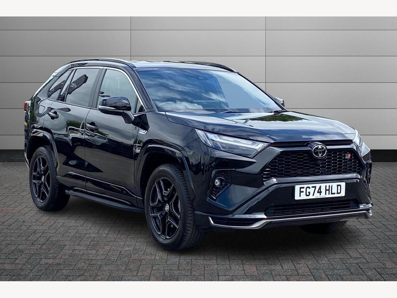 Main listing image - Toyota RAV4