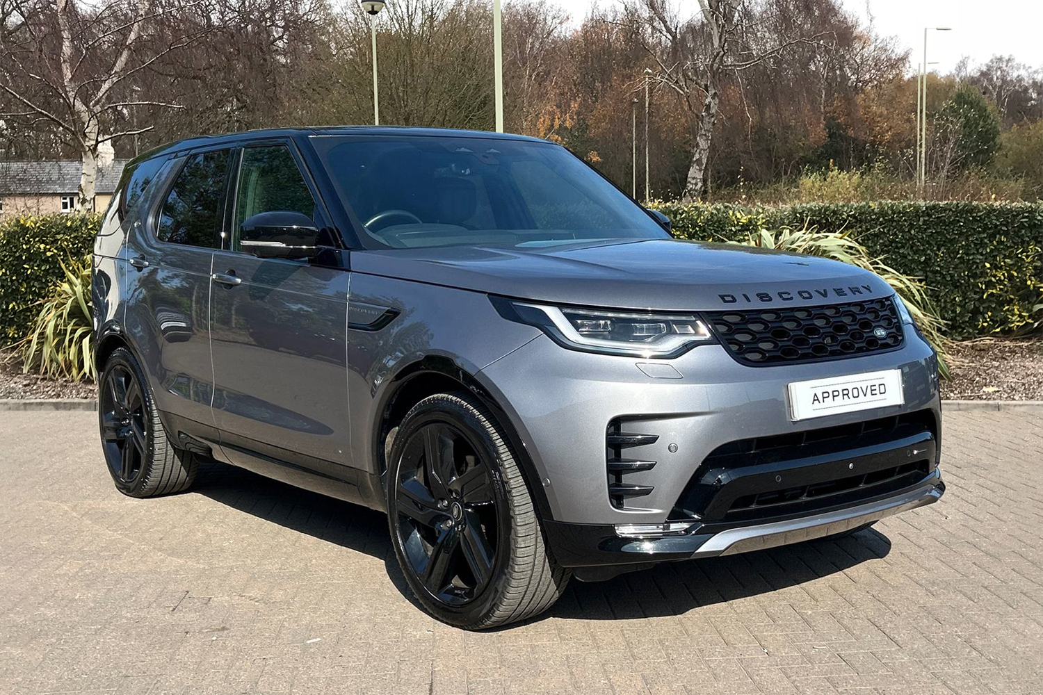Main listing image - Land Rover Discovery