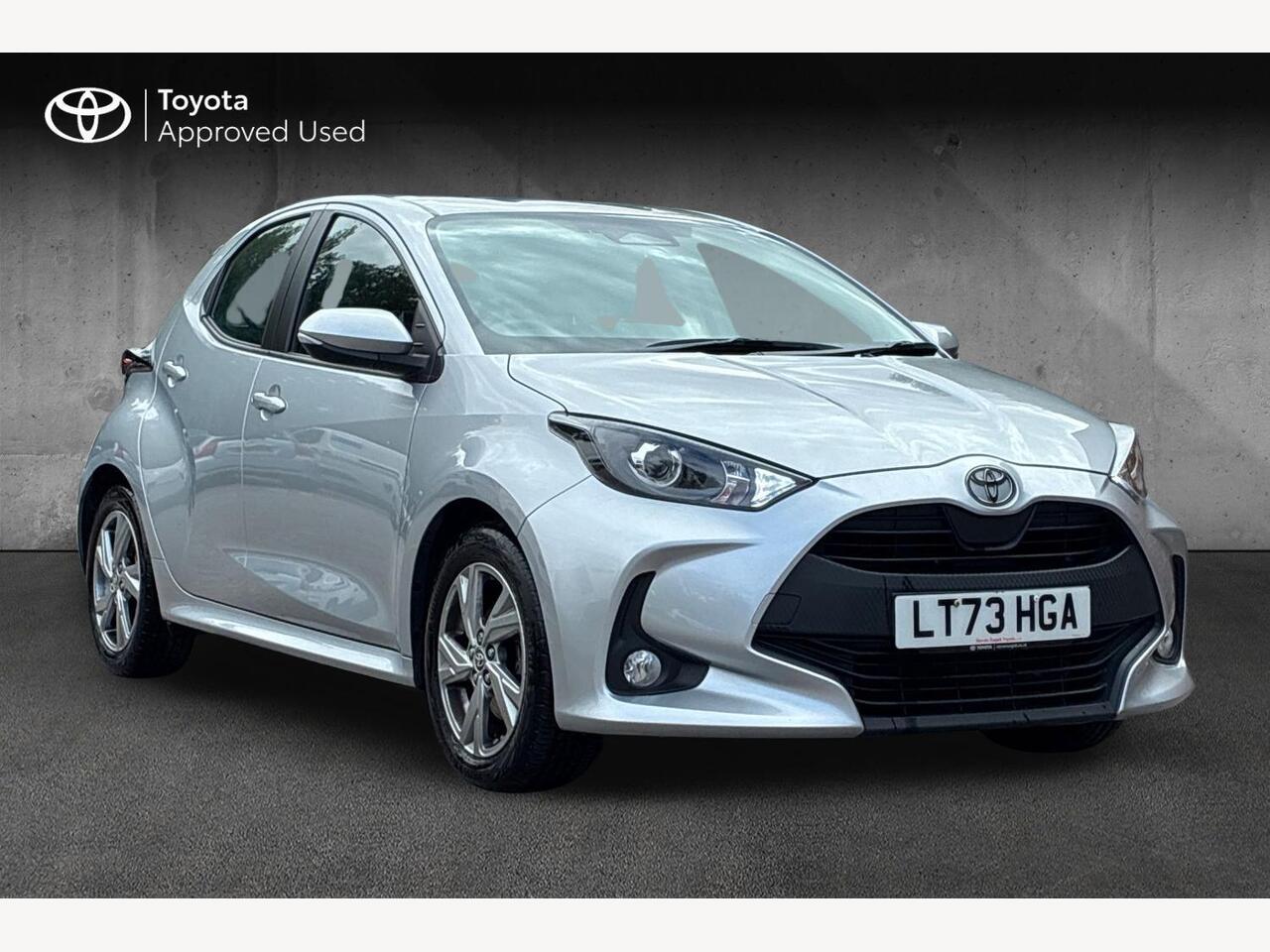 Main listing image - Toyota Yaris