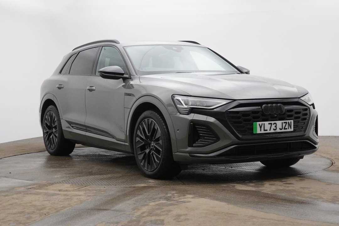 Main listing image - Audi Q8 e-tron
