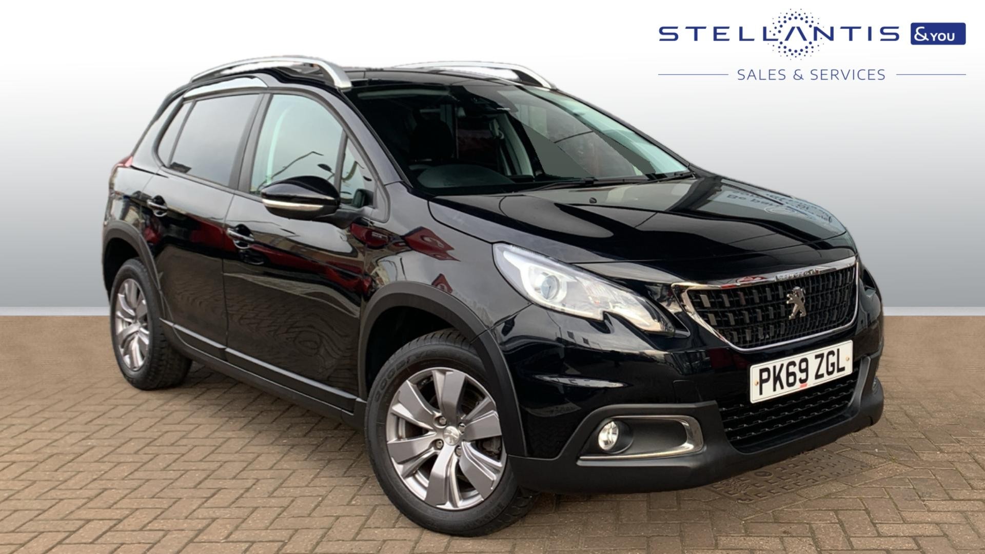 Main listing image - Peugeot 2008