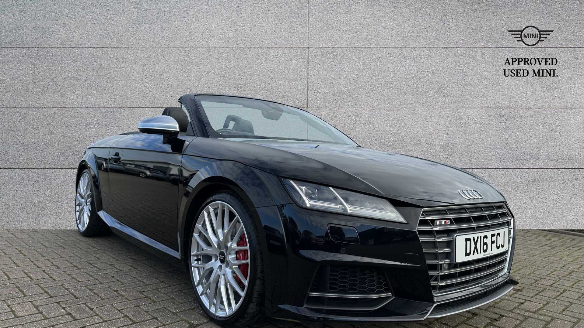 Main listing image - Audi TT S