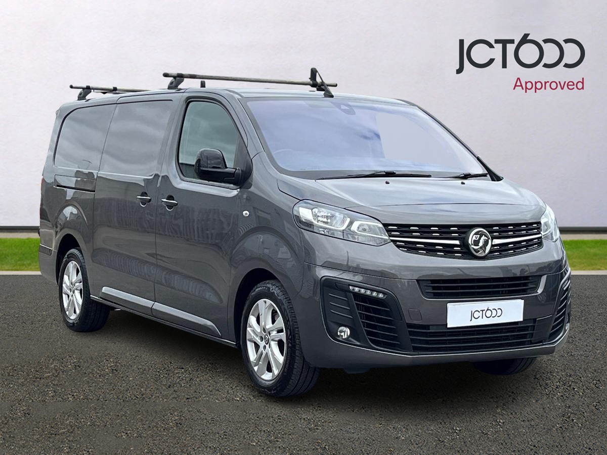 Main listing image - Vauxhall Vivaro