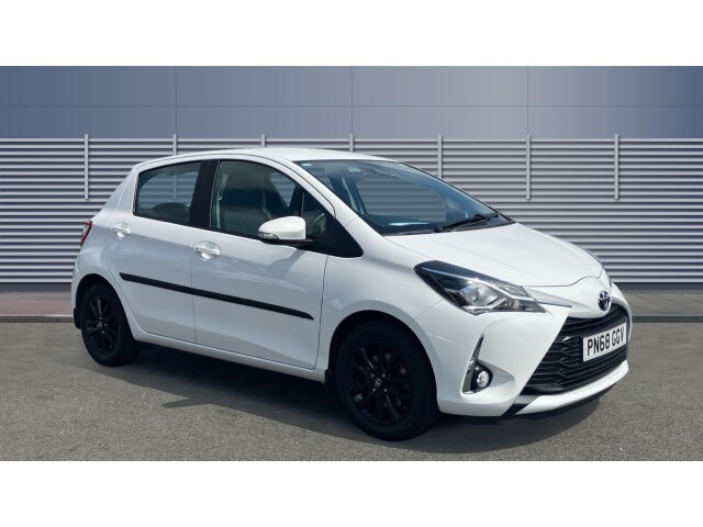 Main listing image - Toyota Yaris