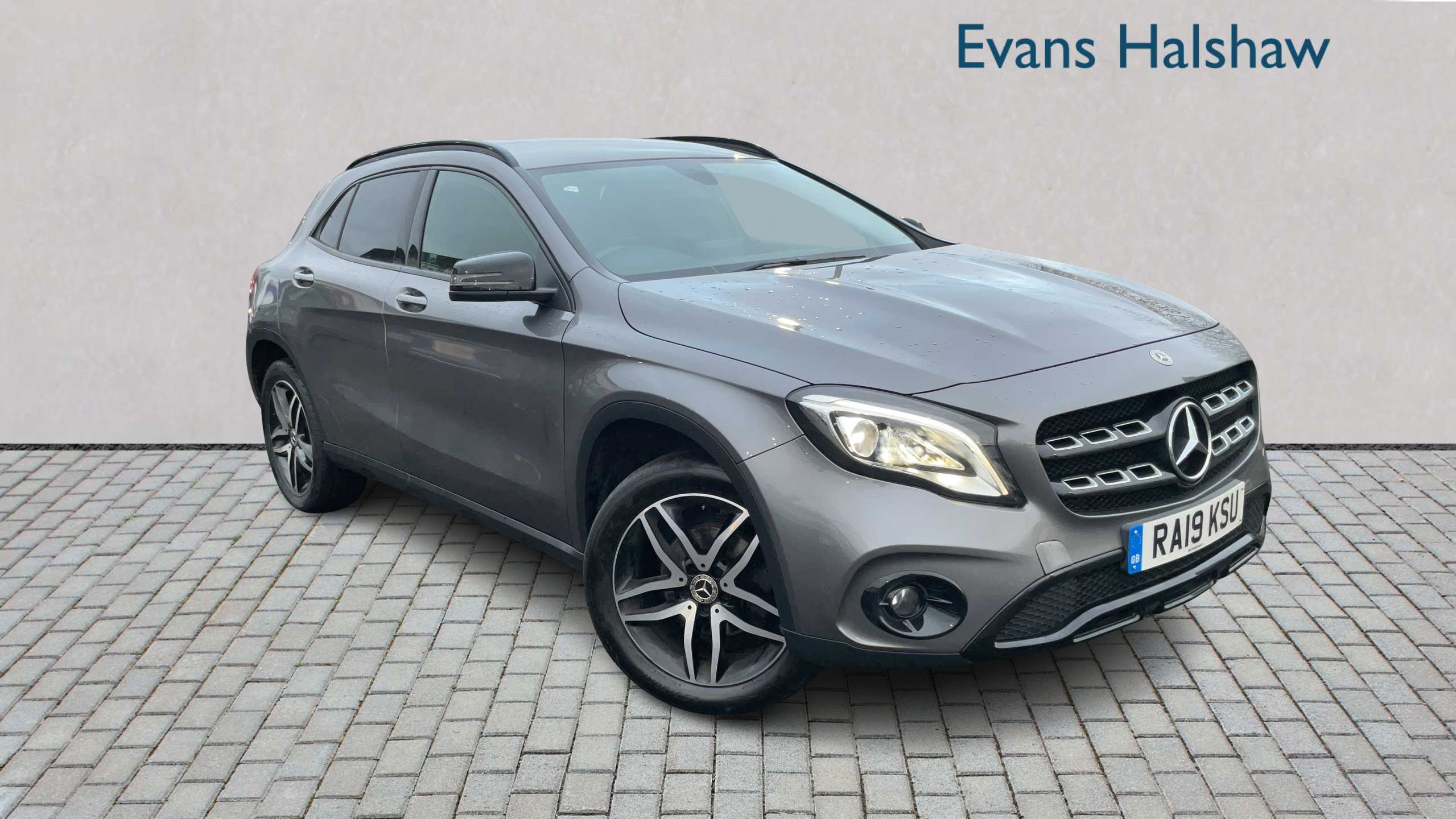 Main listing image - Mercedes-Benz GLA
