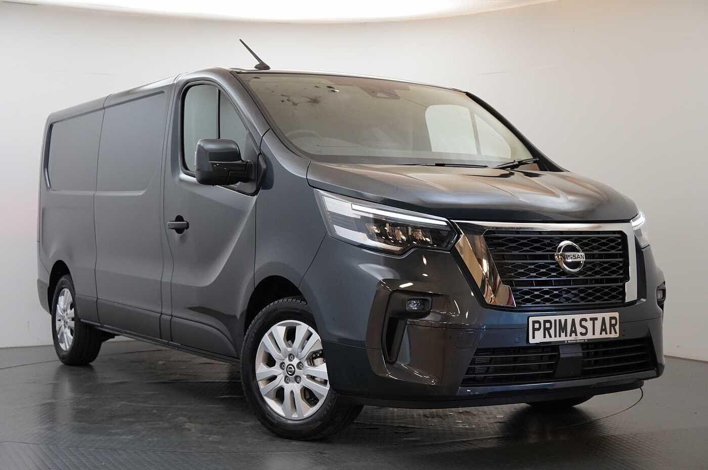 Main listing image - Nissan Primastar