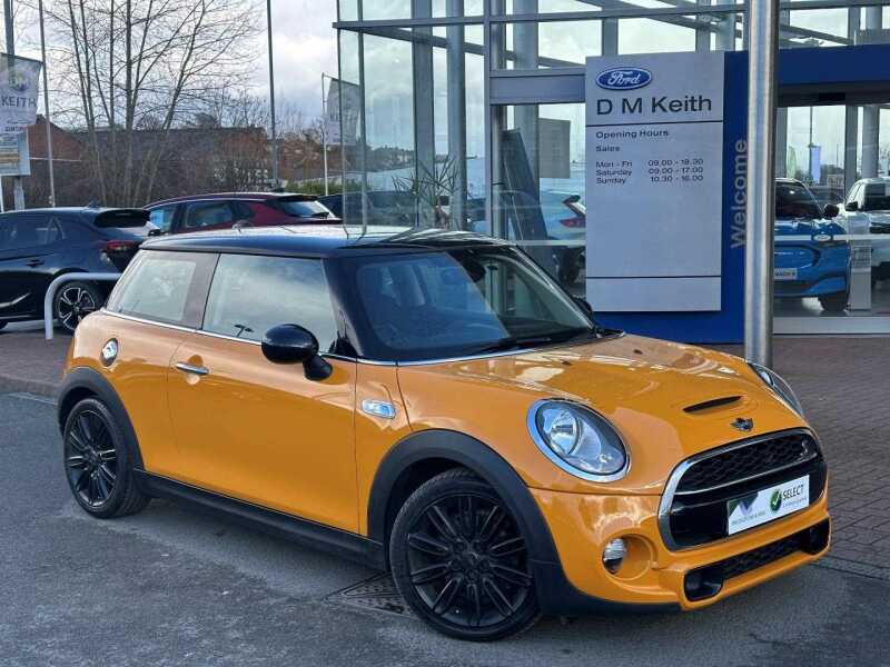 Main listing image - MINI Hatchback