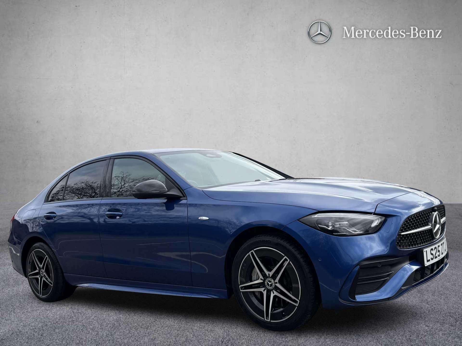 Main listing image - Mercedes-Benz C-Class