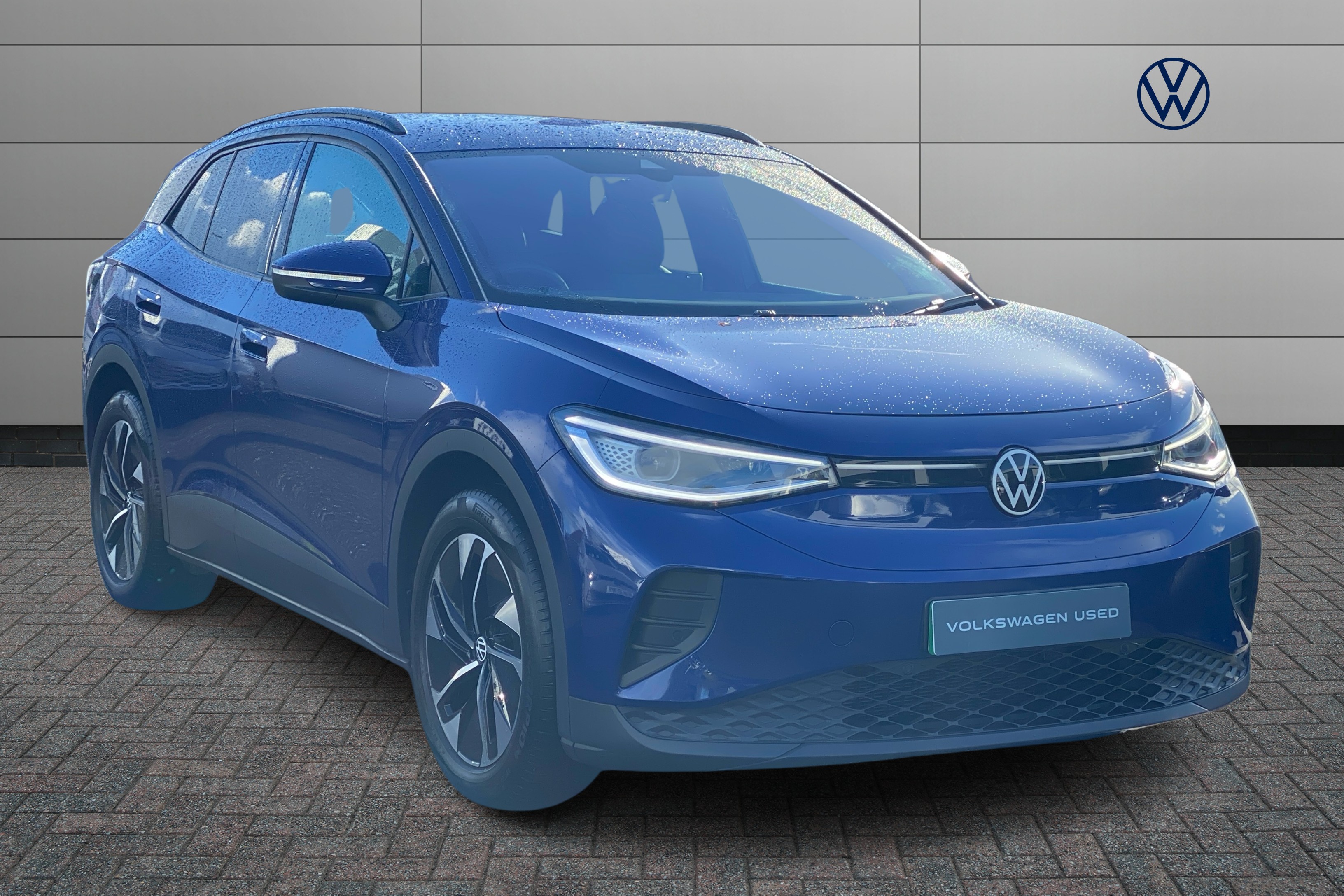 Main listing image - Volkswagen ID.4