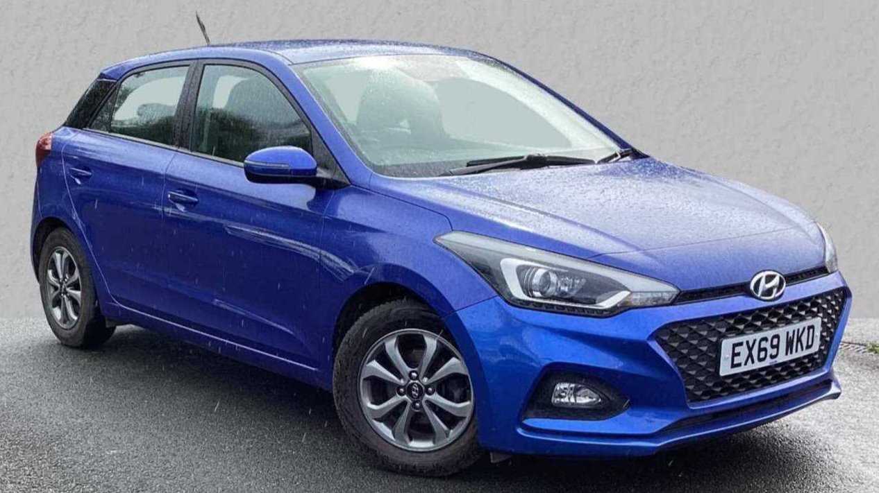 Main listing image - Hyundai i20