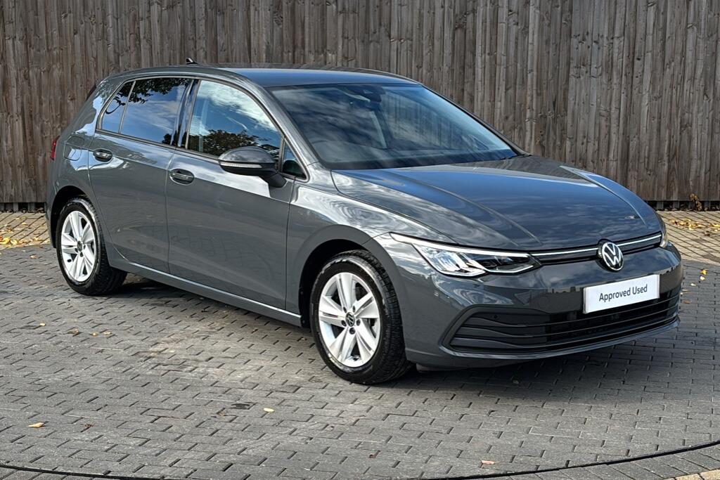 Main listing image - Volkswagen Golf