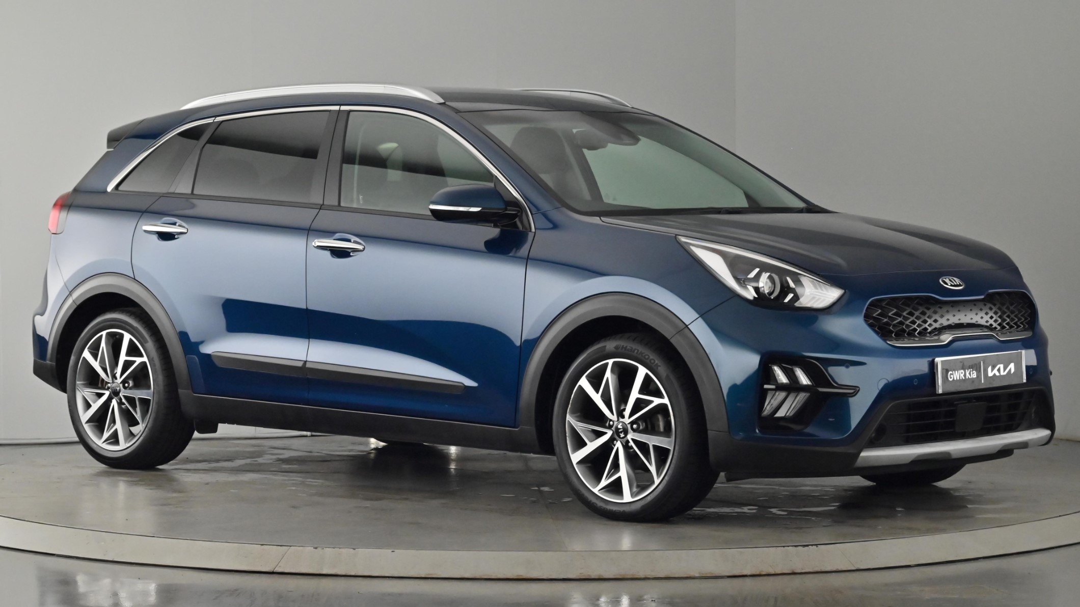 Main listing image - Kia Niro