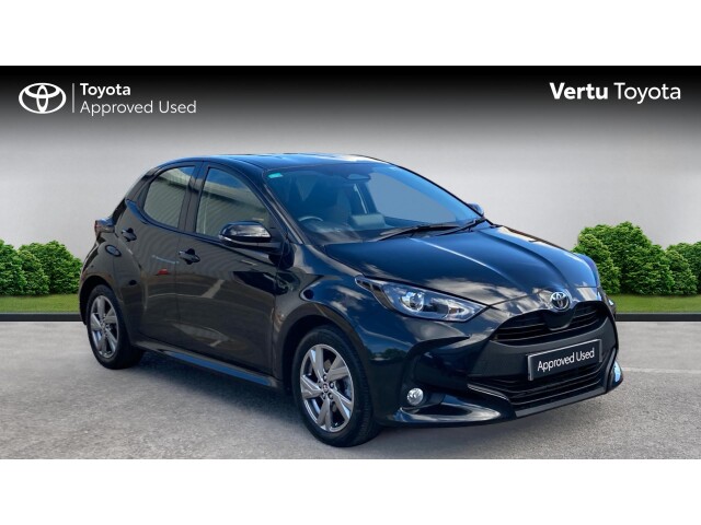 Main listing image - Toyota Yaris