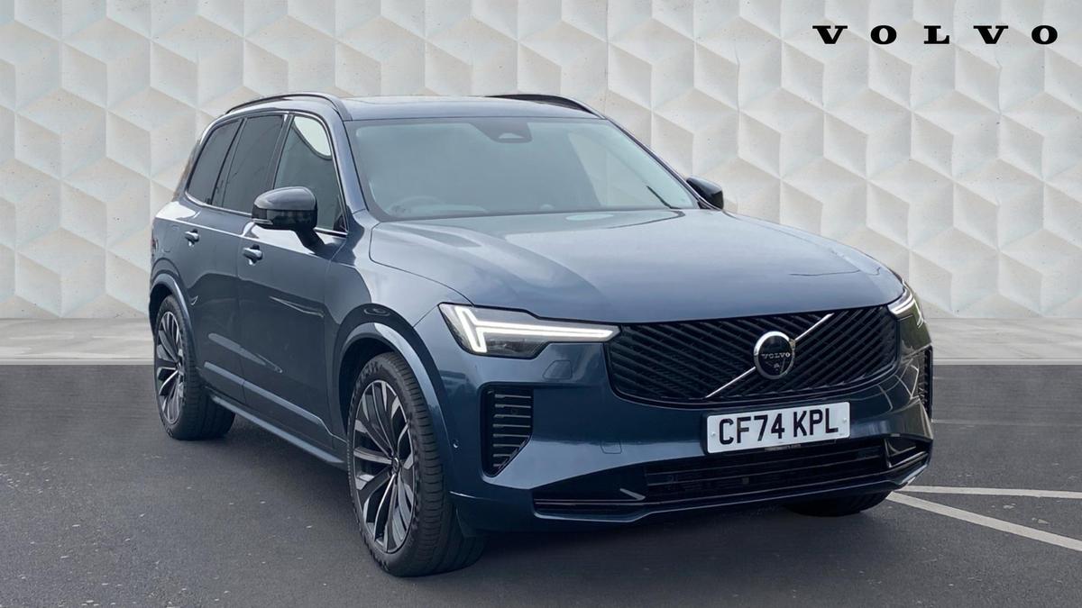 Main listing image - Volvo XC90