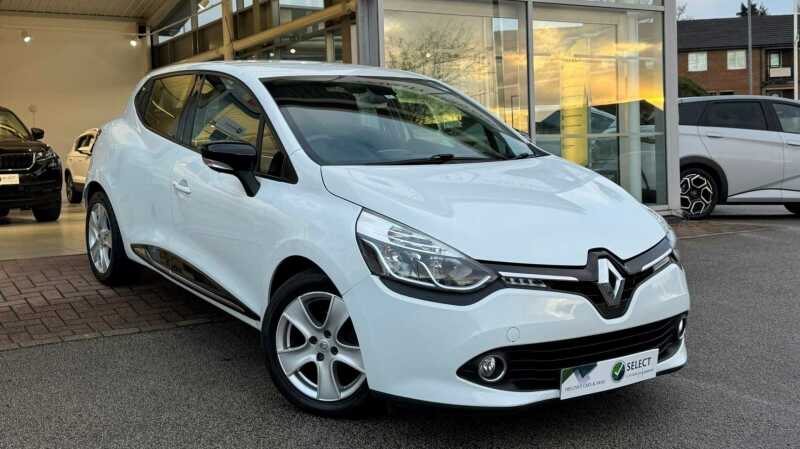 Main listing image - Renault Clio