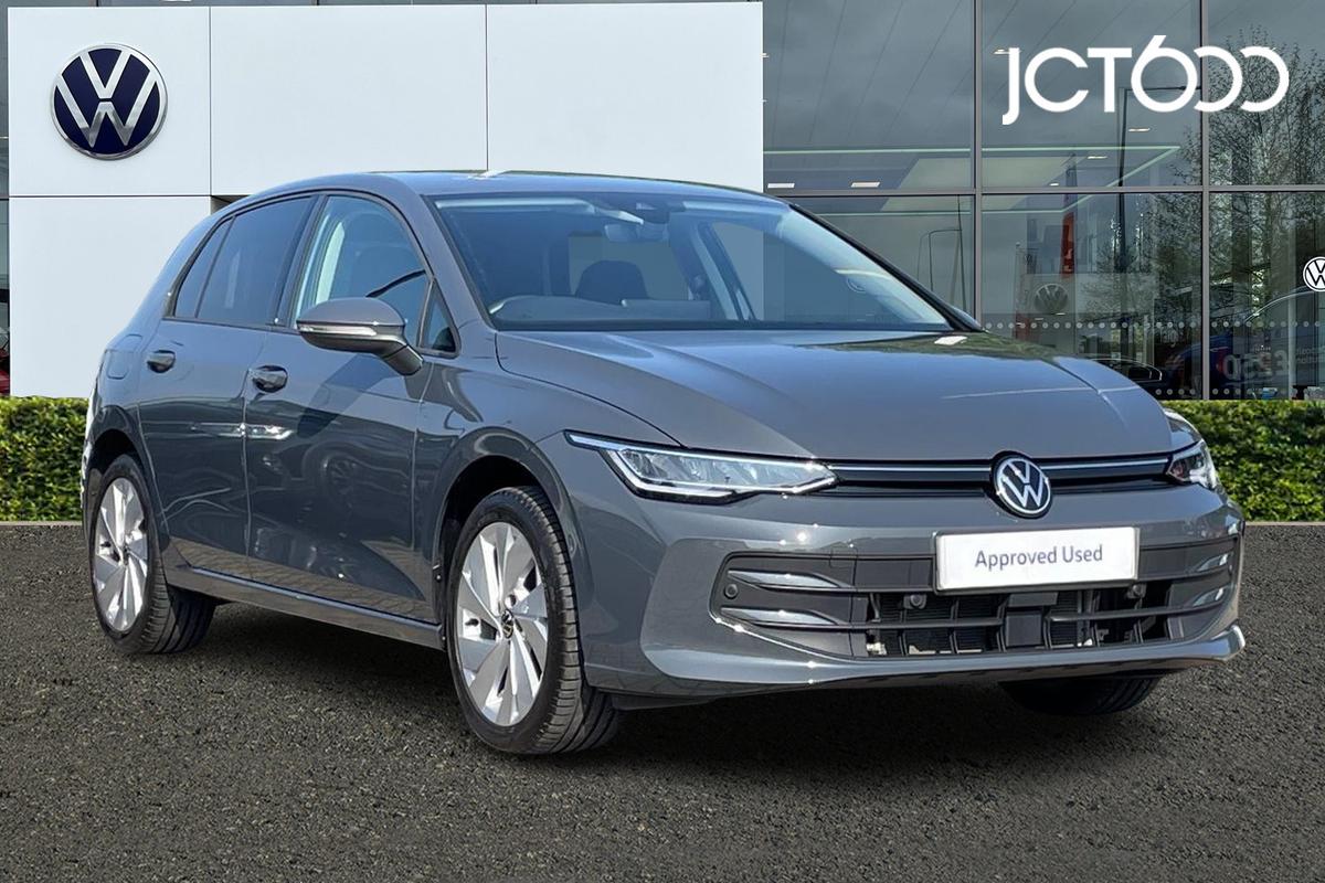 Main listing image - Volkswagen Golf