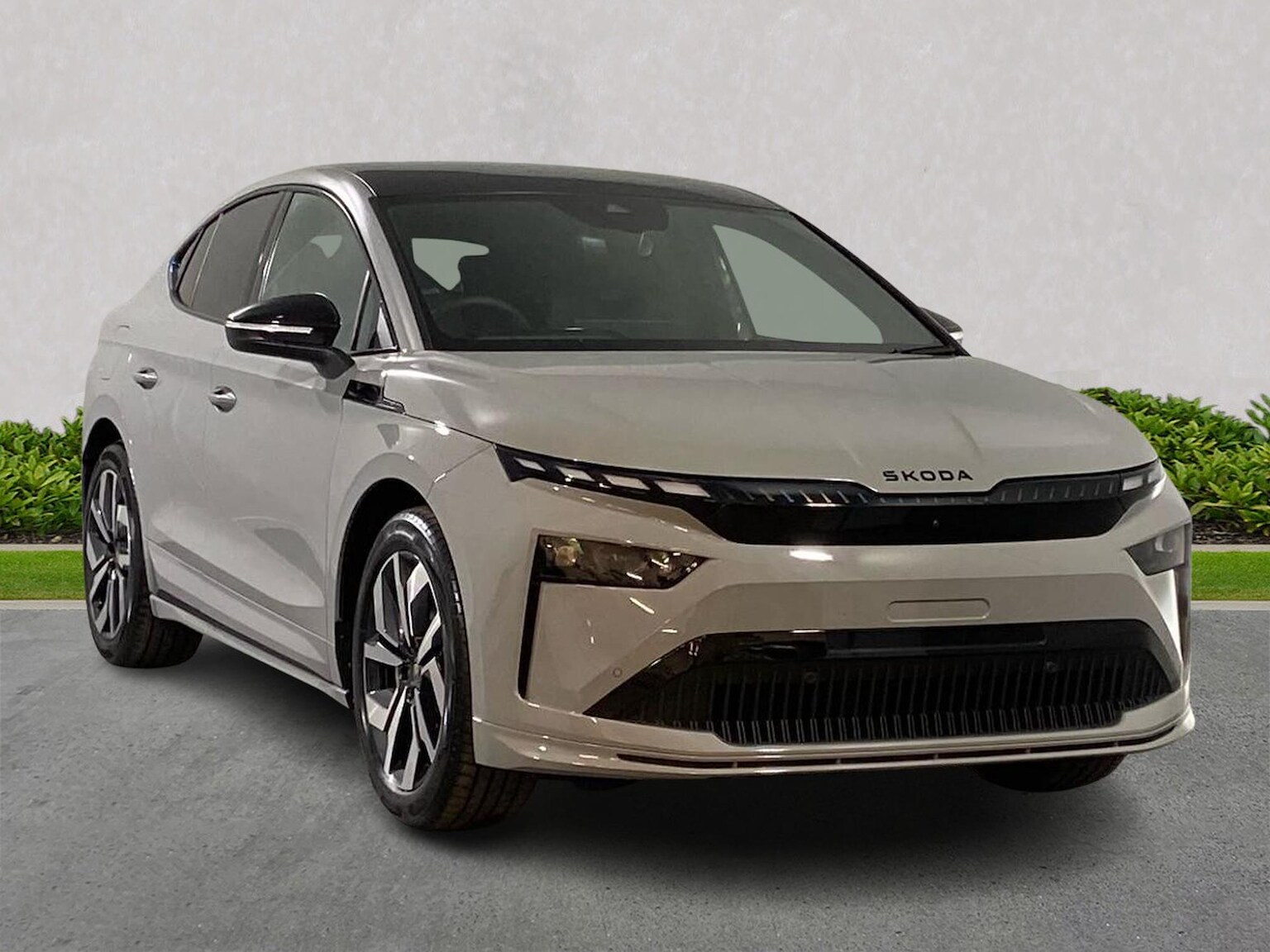Main listing image - Skoda Enyaq