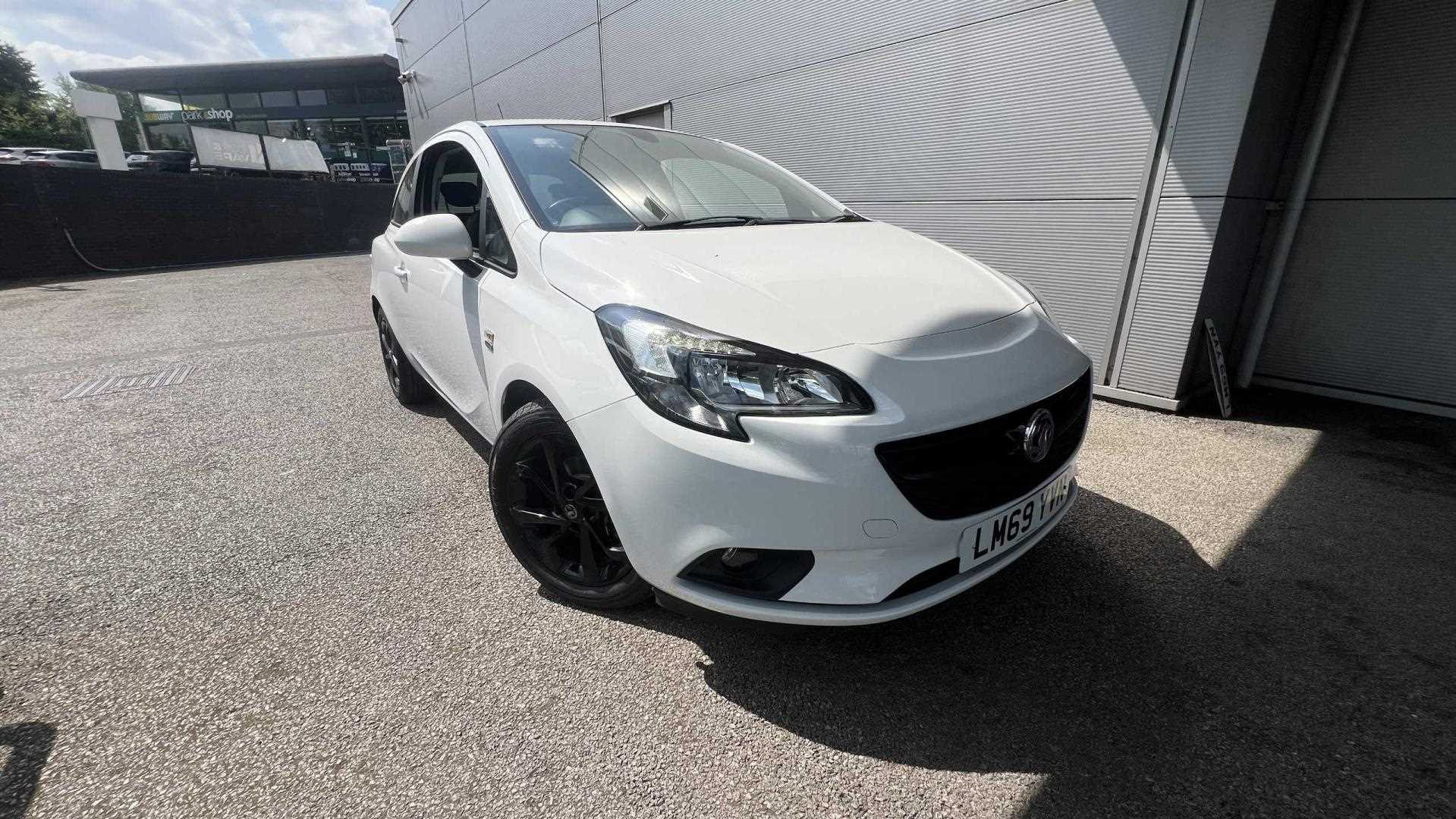 Main listing image - Vauxhall Corsa