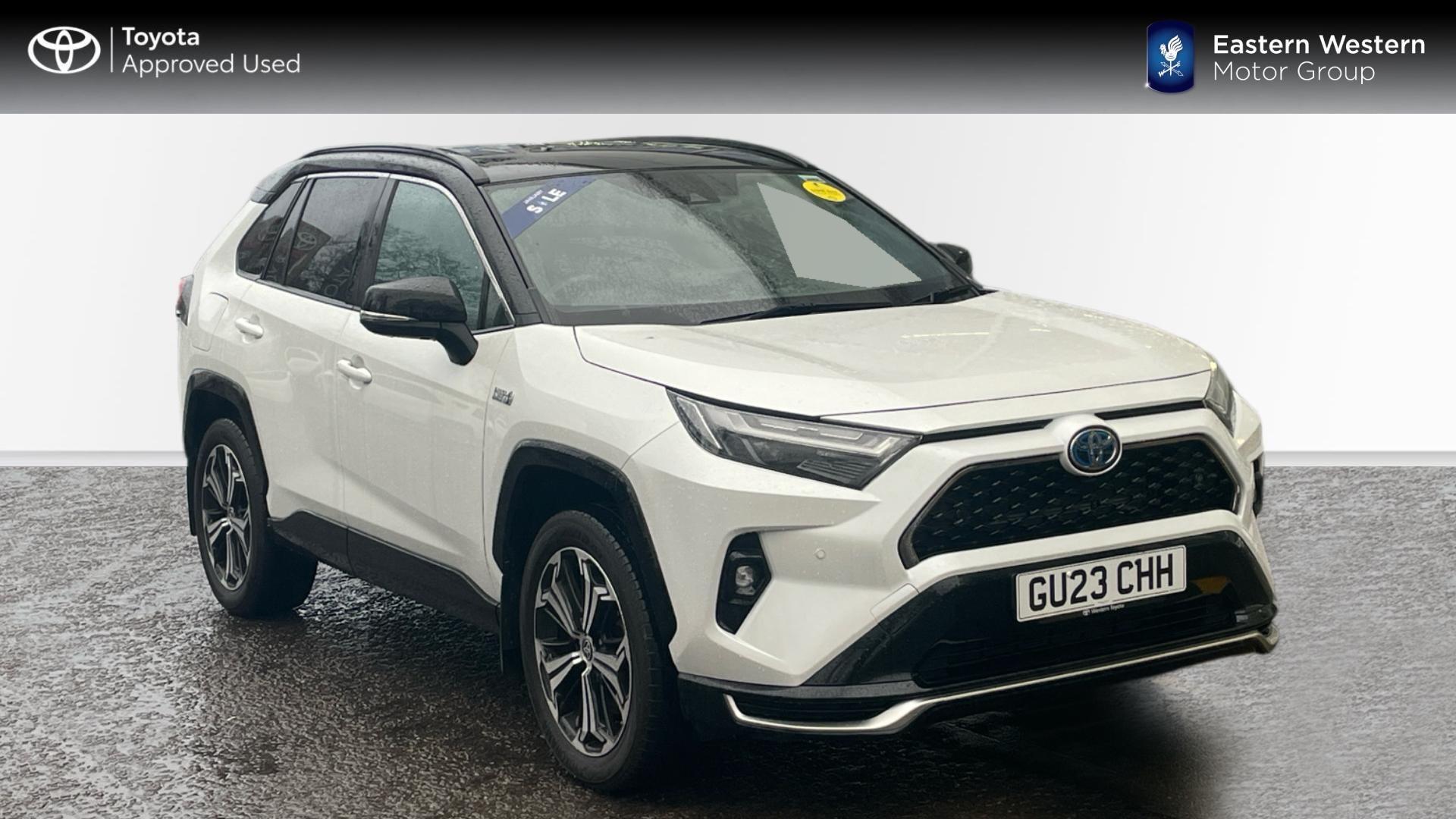 Main listing image - Toyota RAV4