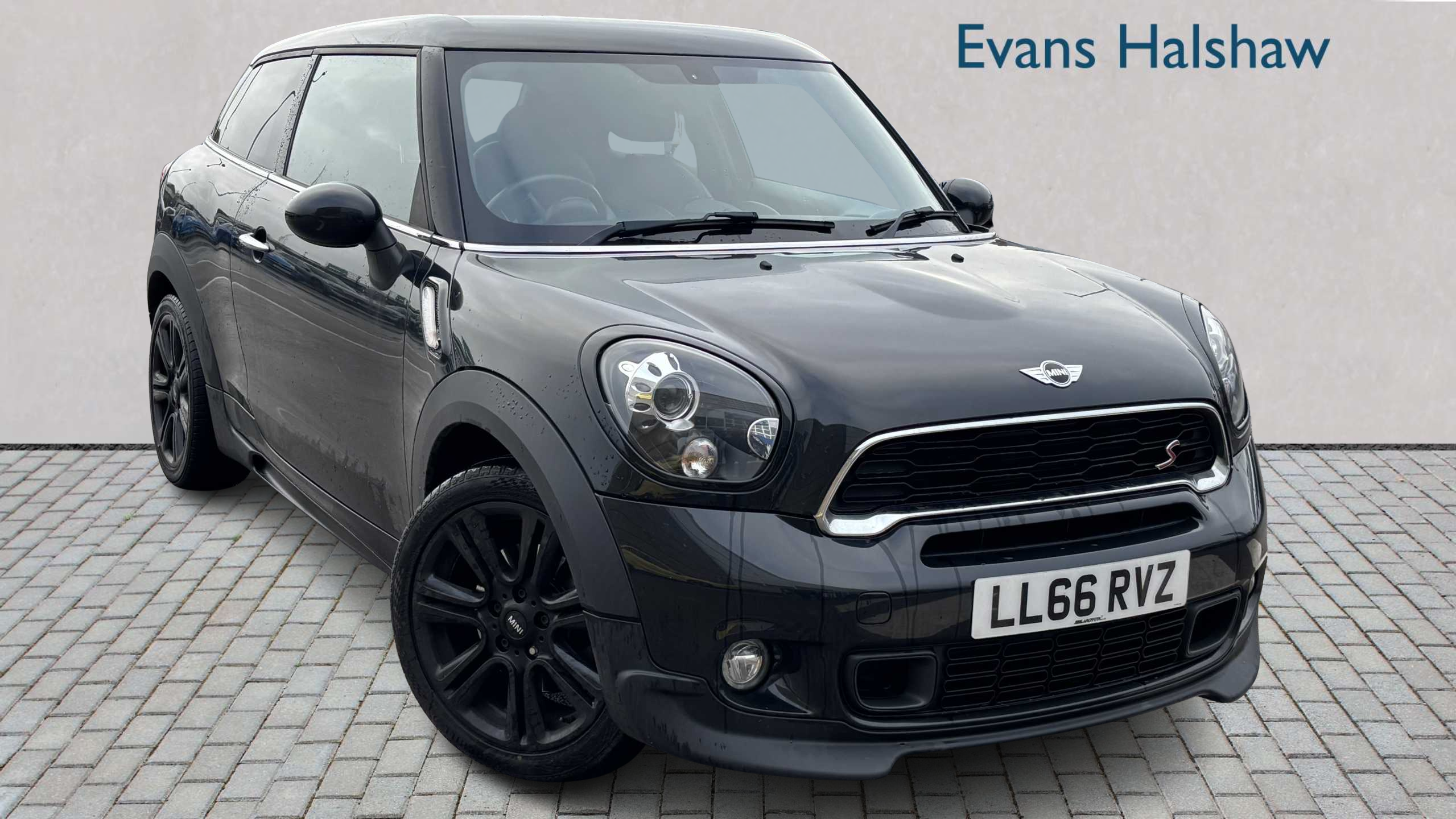 Main listing image - MINI Paceman