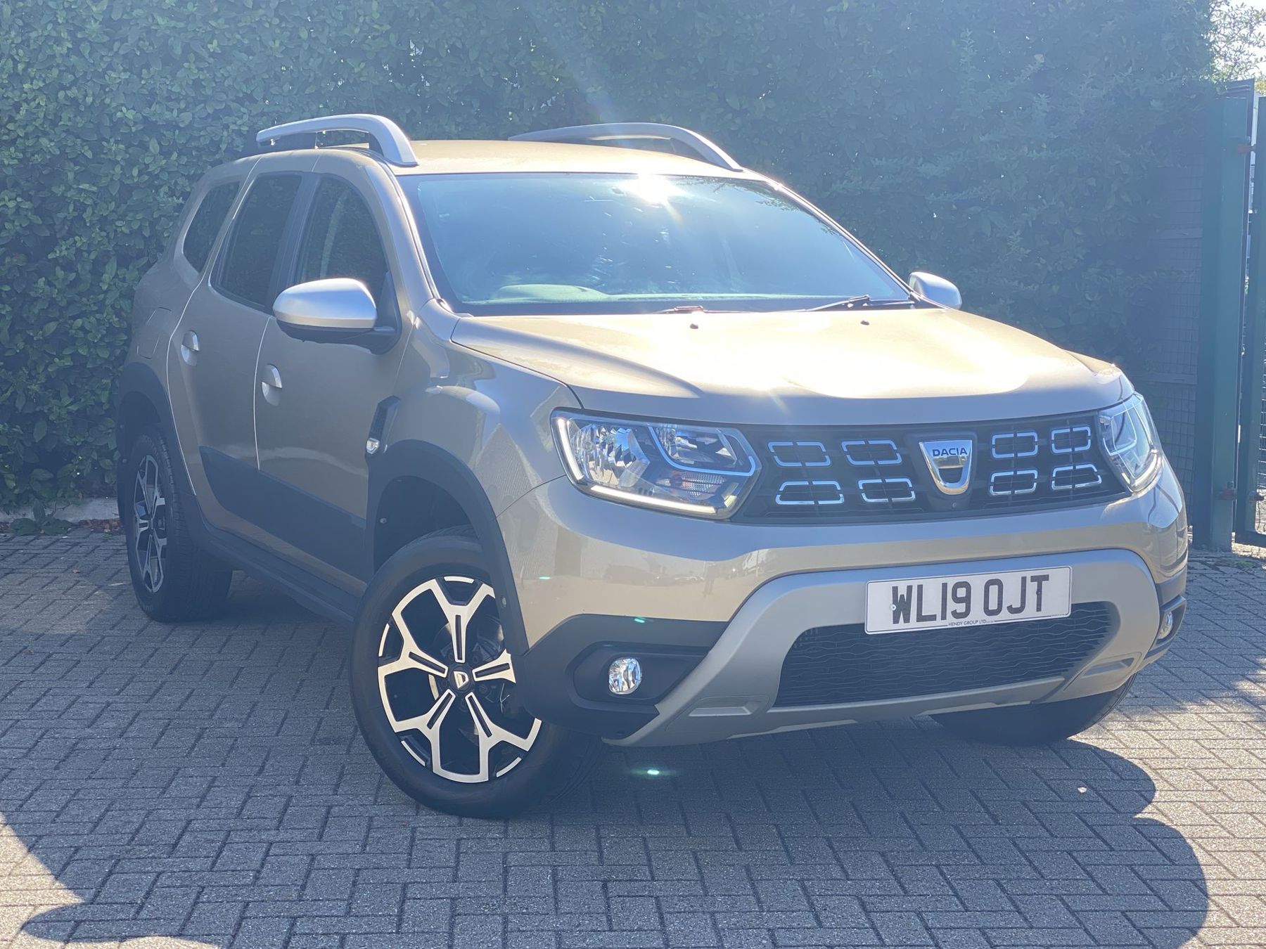 Main listing image - Dacia Duster