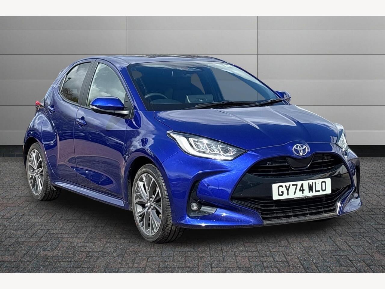 Main listing image - Toyota Yaris