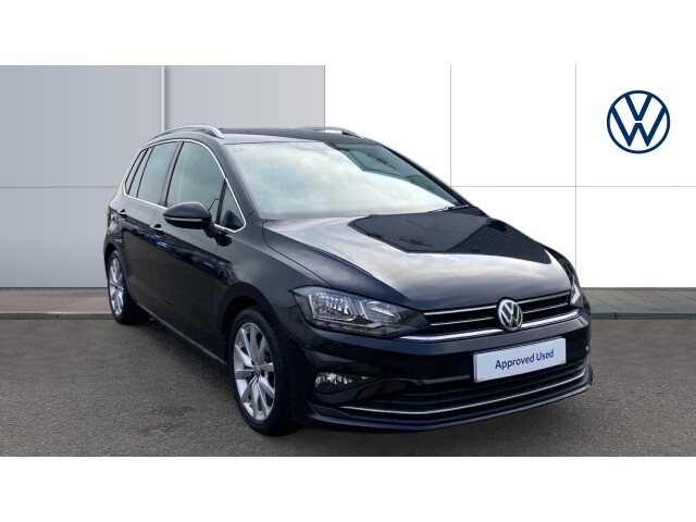 Main listing image - Volkswagen Golf SV