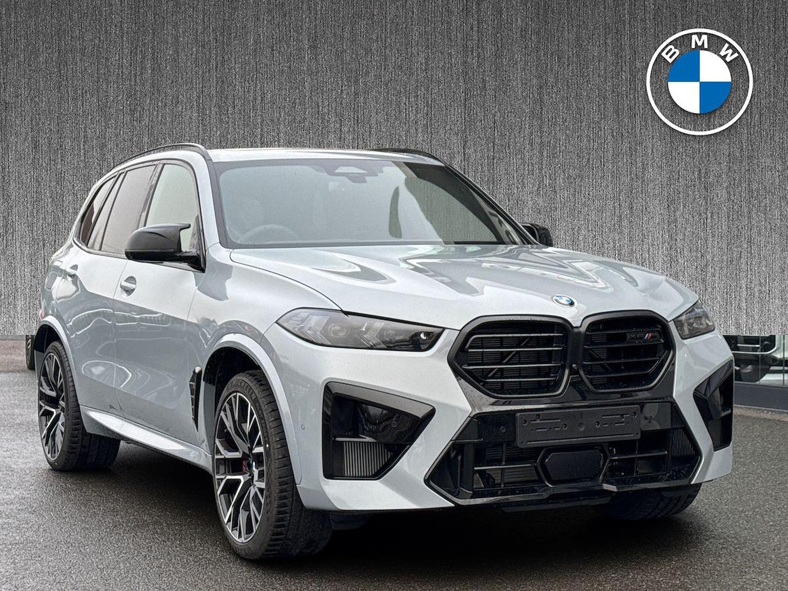 Main listing image - BMW X5 M