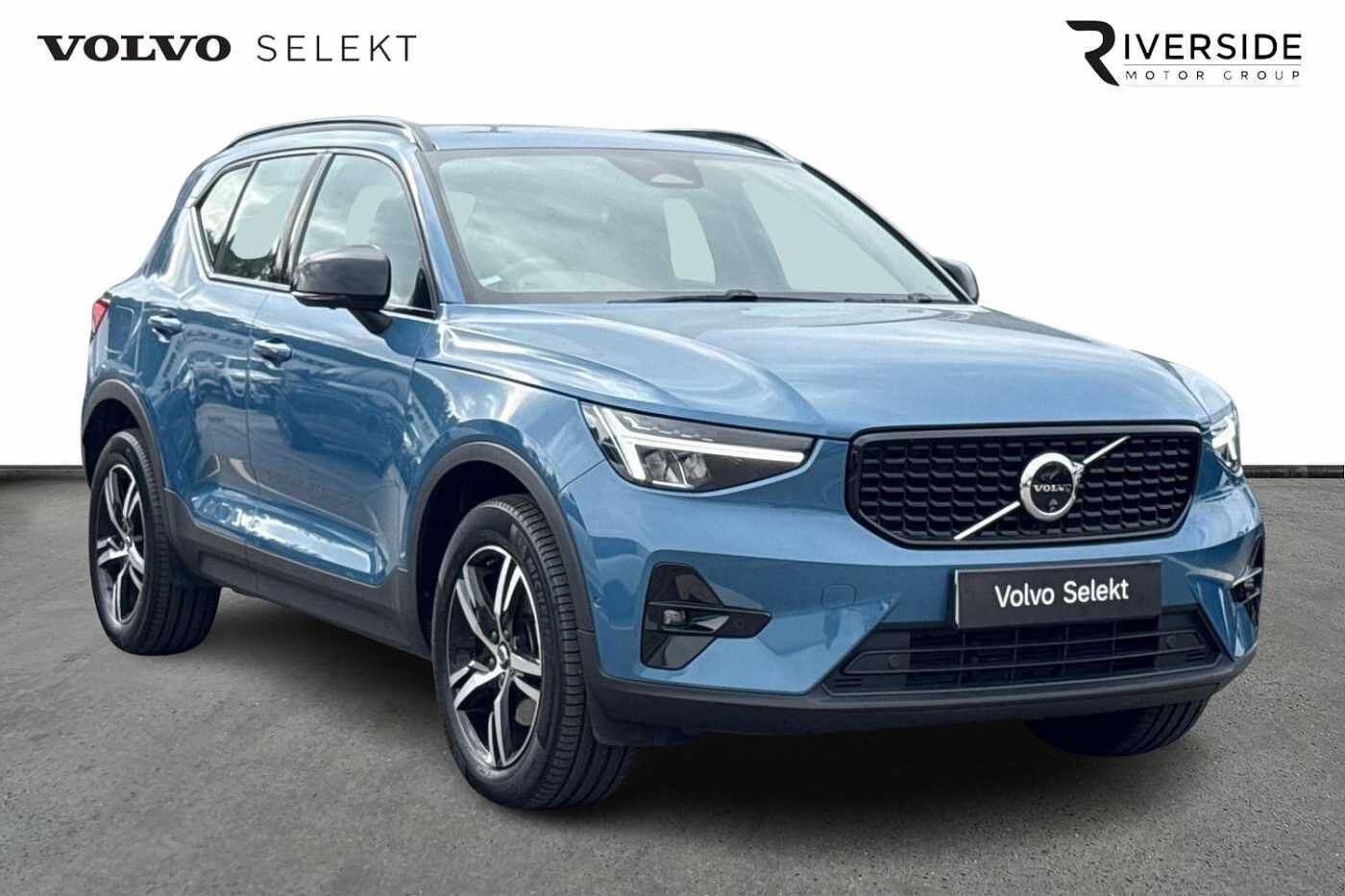Main listing image - Volvo XC40